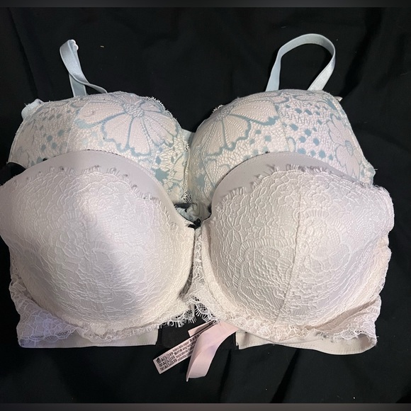 PINK Victoria's Secret Other - 2 Victoria Secret bras 36DD